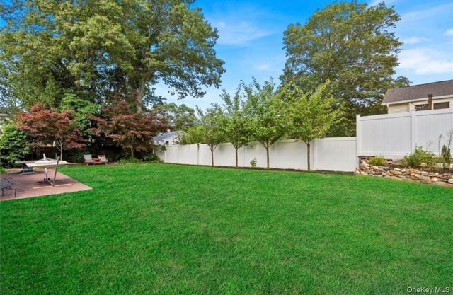 61 Brookhaven Drive, Rocky Point, NY 11778