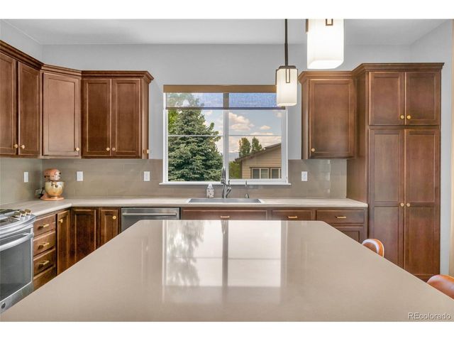 138 Starlight Cir, Erie, CO 80516
