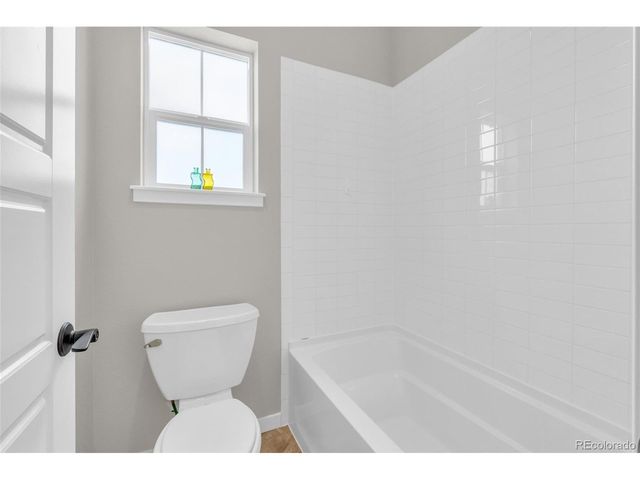 138 Starlight Cir, Erie, CO 80516