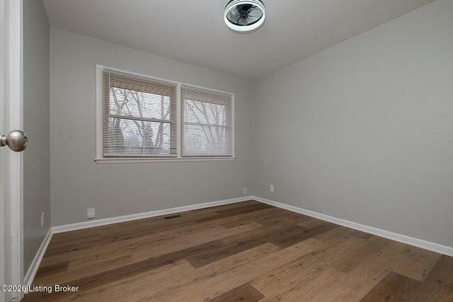 3003 Vogue Ave, Louisville, KY 40220