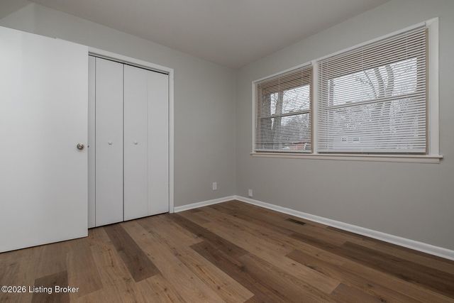 3003 Vogue Ave, Louisville, KY 40220