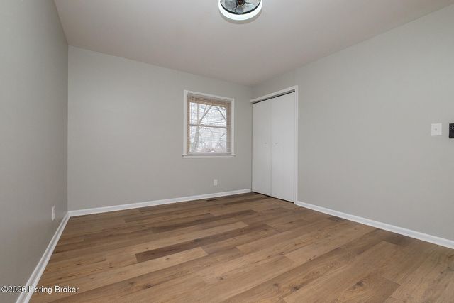 3003 Vogue Ave, Louisville, KY 40220