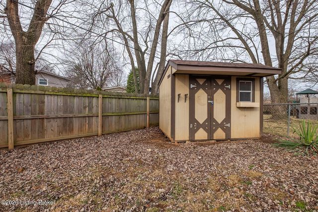 3003 Vogue Ave, Louisville, KY 40220