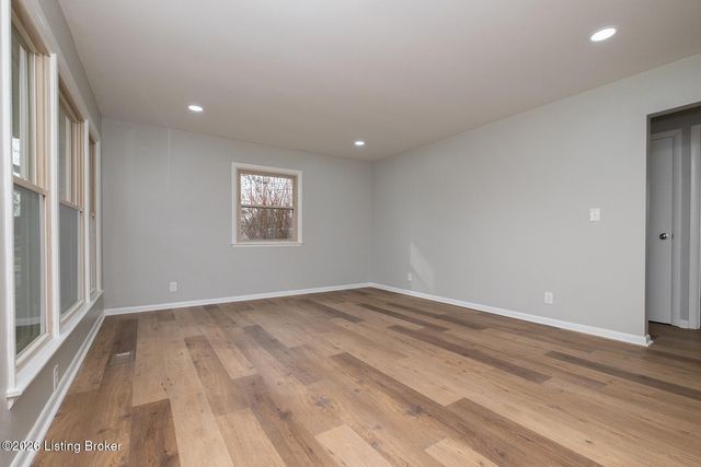 3003 Vogue Ave, Louisville, KY 40220