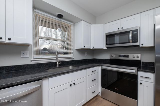 3003 Vogue Ave, Louisville, KY 40220