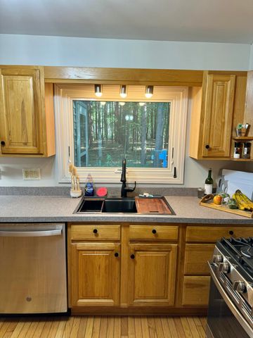 9462 E Colby Road, Crystal Twp, MI 48818