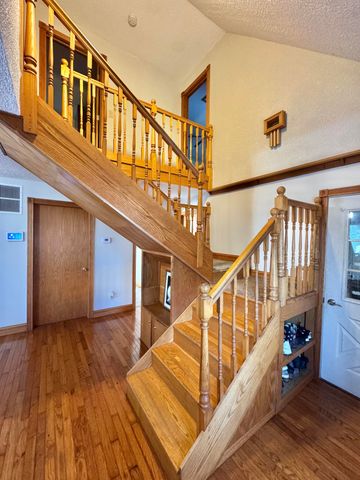 9462 E Colby Road, Crystal Twp, MI 48818