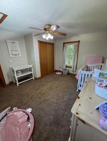 9462 E Colby Road, Crystal Twp, MI 48818