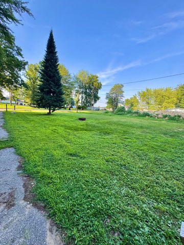 9462 E Colby Road, Crystal Twp, MI 48818