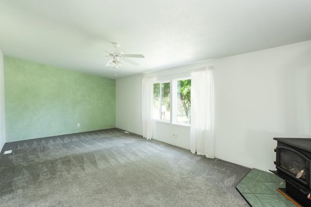 20606 W Indiana Ln, Medical Lake, WA 99022