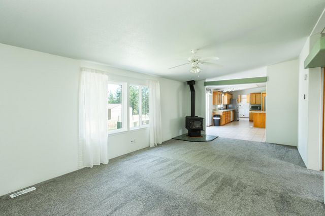 20606 W Indiana Ln, Medical Lake, WA 99022