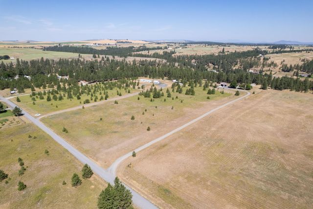 20606 W Indiana Ln, Medical Lake, WA 99022
