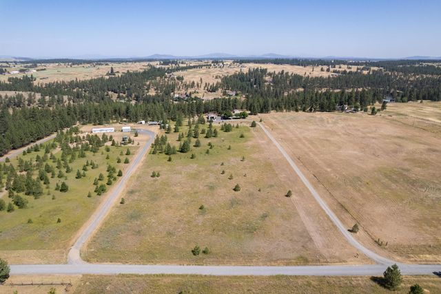 20606 W Indiana Ln, Medical Lake, WA 99022