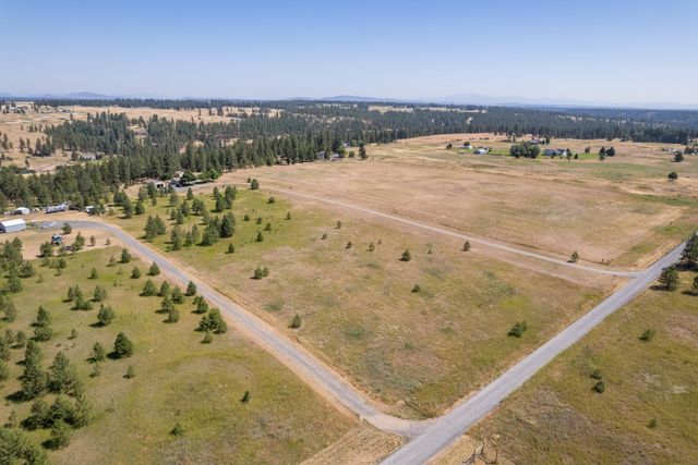 20606 W Indiana Ln, Medical Lake, WA 99022