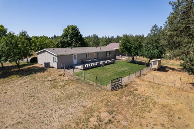 20606 W Indiana Ln, Medical Lake, WA 99022