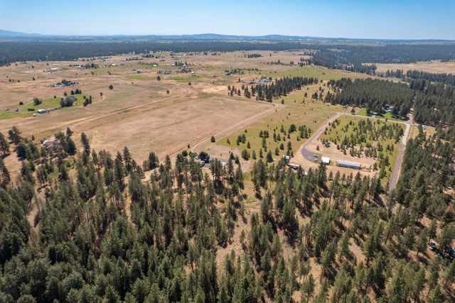 20606 W Indiana Ln, Medical Lake, WA 99022