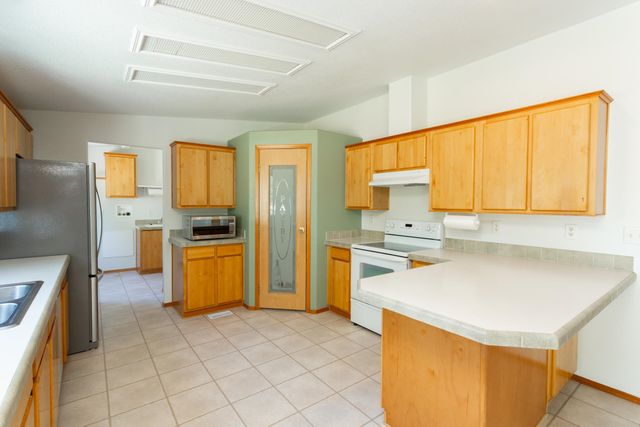 20606 W Indiana Ln, Medical Lake, WA 99022
