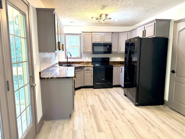 5005 Marion RD, Cunningham, TN 37052