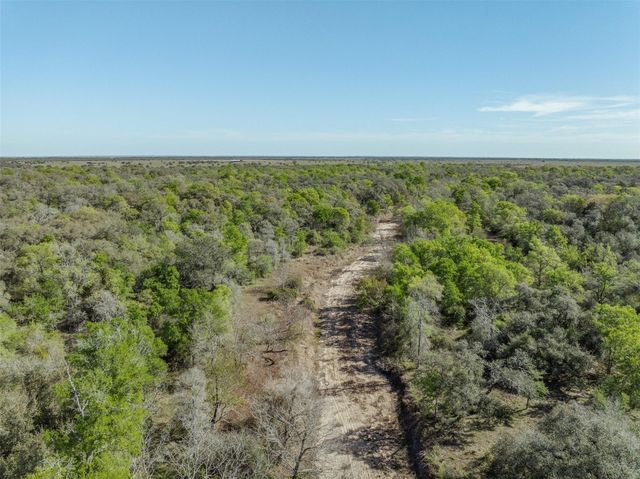 1746 County Road 103, Columbus, TX 78934