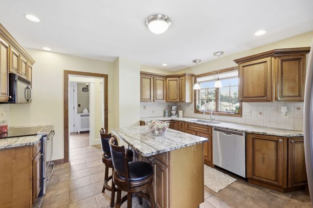 154 Ely Ave, West Springfield, MA 01089