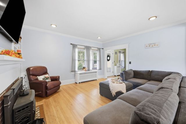 154 Ely Ave, West Springfield, MA 01089