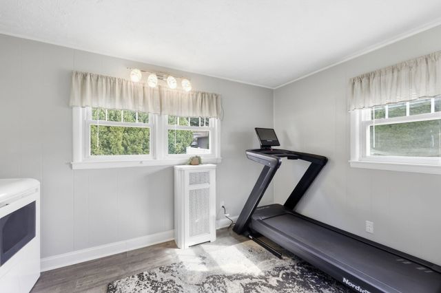 154 Ely Ave, West Springfield, MA 01089