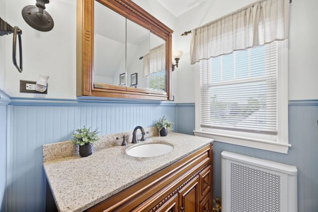 154 Ely Ave, West Springfield, MA 01089