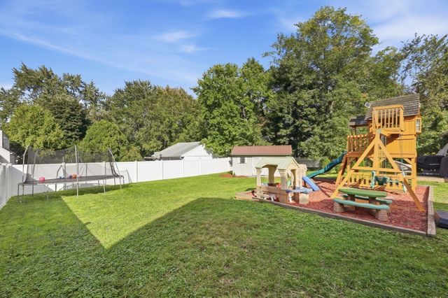 154 Ely Ave, West Springfield, MA 01089