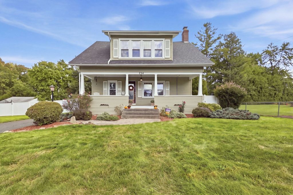 154 Ely Ave, West Springfield, MA 01089