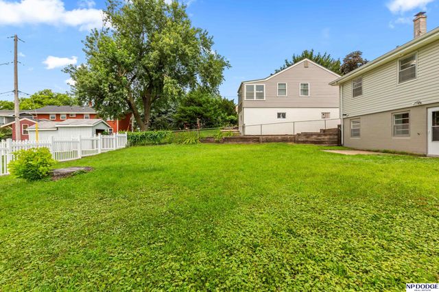 2604 S 50th Street, Omaha, NE 68106