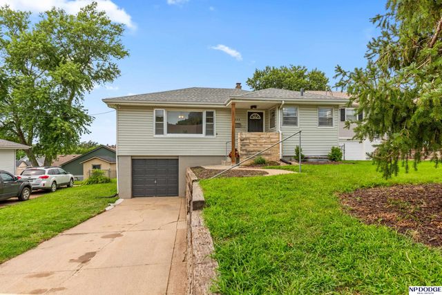 2604 S 50th Street, Omaha, NE 68106