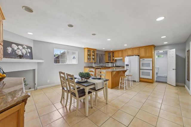 9 Hughes Road, Watsonville, CA 95076