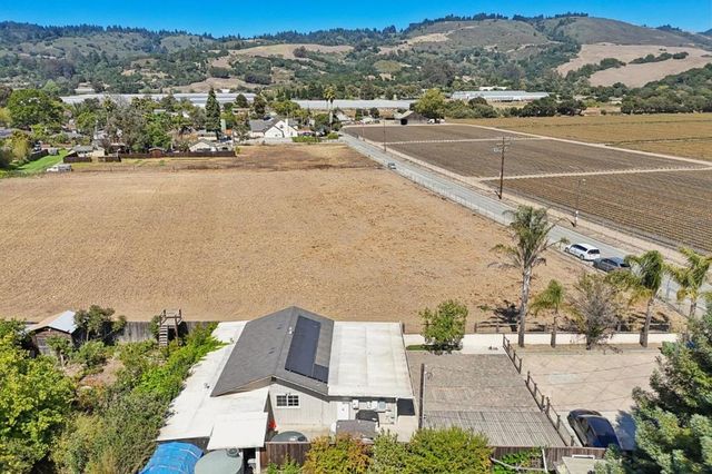 9 Hughes Road, Watsonville, CA 95076
