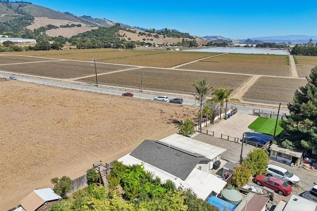9 Hughes Road, Watsonville, CA 95076