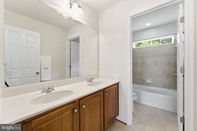 7412 PENSACOLA PL, Gainesville, VA 20155