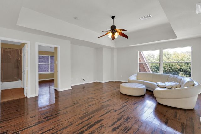2326 Balleybrooke Drive, Lewisville, TX 75077