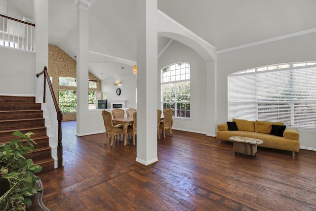 2326 Balleybrooke Drive, Lewisville, TX 75077