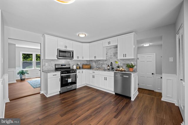 1869 W POINT DR, Cherry Hill, NJ 08003