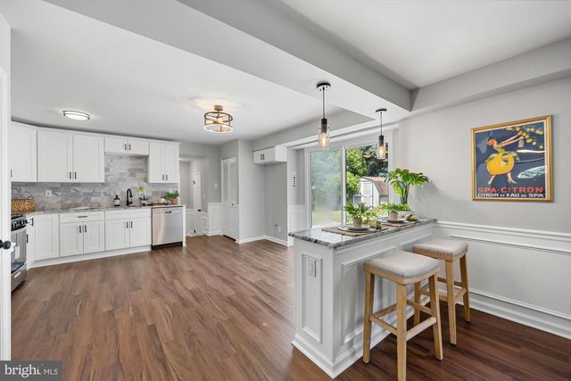 1869 W POINT DR, Cherry Hill, NJ 08003