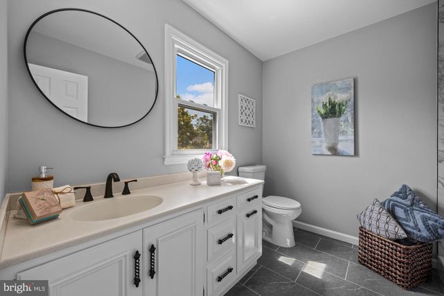 1869 W POINT DR, Cherry Hill, NJ 08003