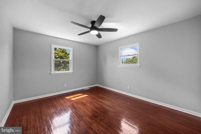 1869 W POINT DR, Cherry Hill, NJ 08003