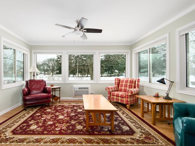 820 N Sanborn Drive, Palatine, IL 60074