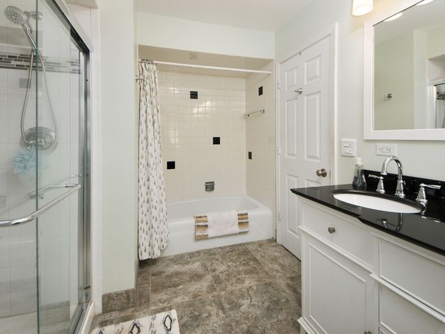 820 N Sanborn Drive, Palatine, IL 60074