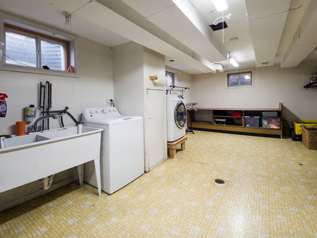 820 N Sanborn Drive, Palatine, IL 60074