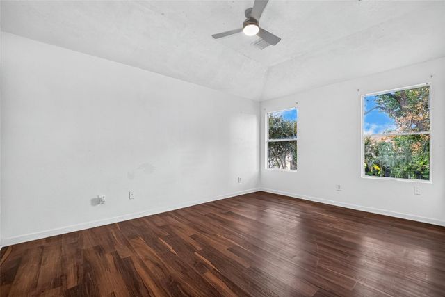 1179 Maclesby Ln, Channelview, TX 77530