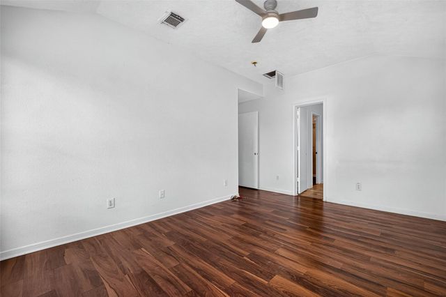 1179 Maclesby Ln, Channelview, TX 77530
