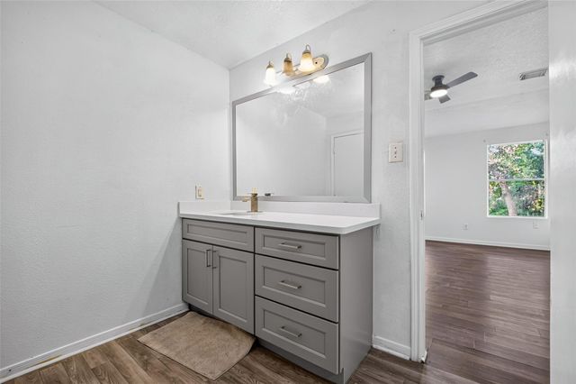 1179 Maclesby Ln, Channelview, TX 77530