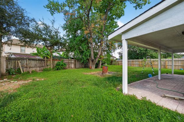 1179 Maclesby Ln, Channelview, TX 77530