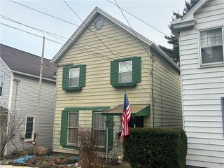709 Logan St, Carnegie, PA 15106