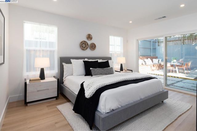 4822 Gordon St, Oakland, CA 94601